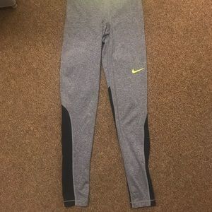 Nike Pro leggings